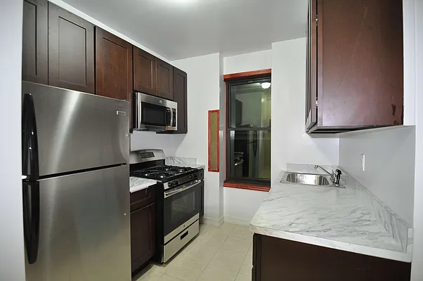 Rented by Click View Realty LLC | media 22