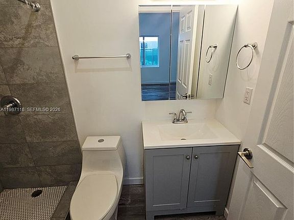 5th image of 127 NE 184th Ter #127