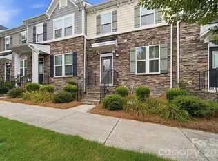 11741 Blessington Rd, Huntersville, NC 28078