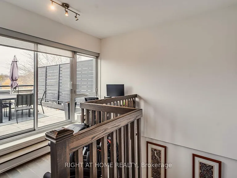 66 Kippendavie Ave #409 — Photo 26