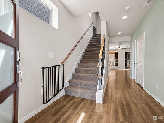 4th image of 27011 105th Avenue SE