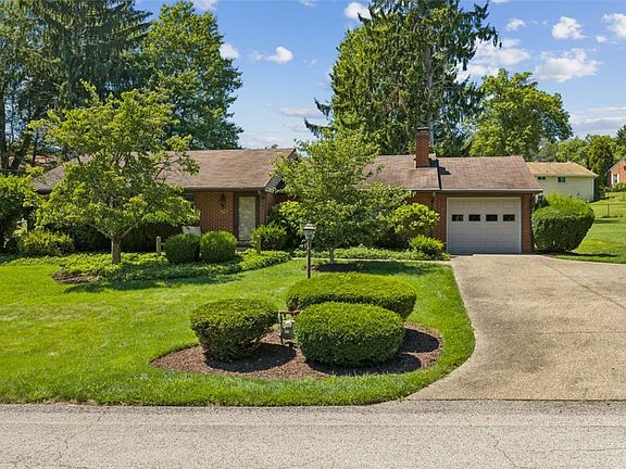 2nd image of 127 Allan Dr