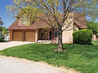 1013 Heatherwood Pl, McPherson, KS 67460