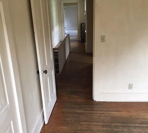 4th image of 234 E Vine St