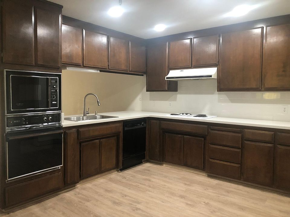 1st image of 8810 N Winding Way