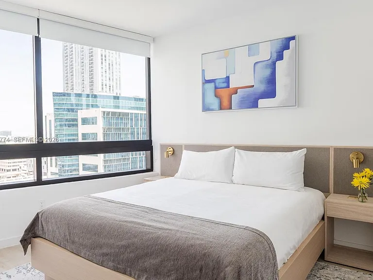225 N Miami Ave #2304 — Photo 3