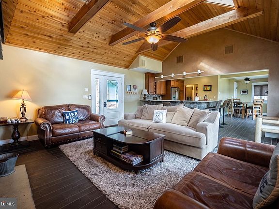 5th image of 48 Stone Tavern Ln #2