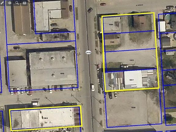 3rd image of 1501 Triplett St