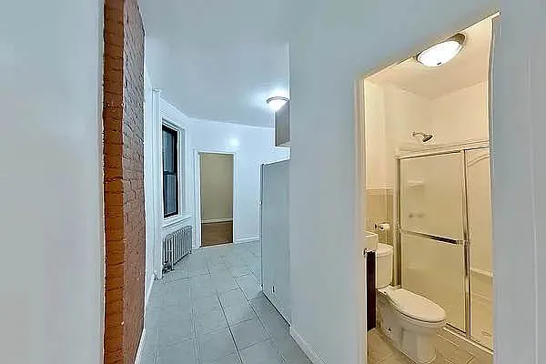 Rented by Oxford Property Group | media 10