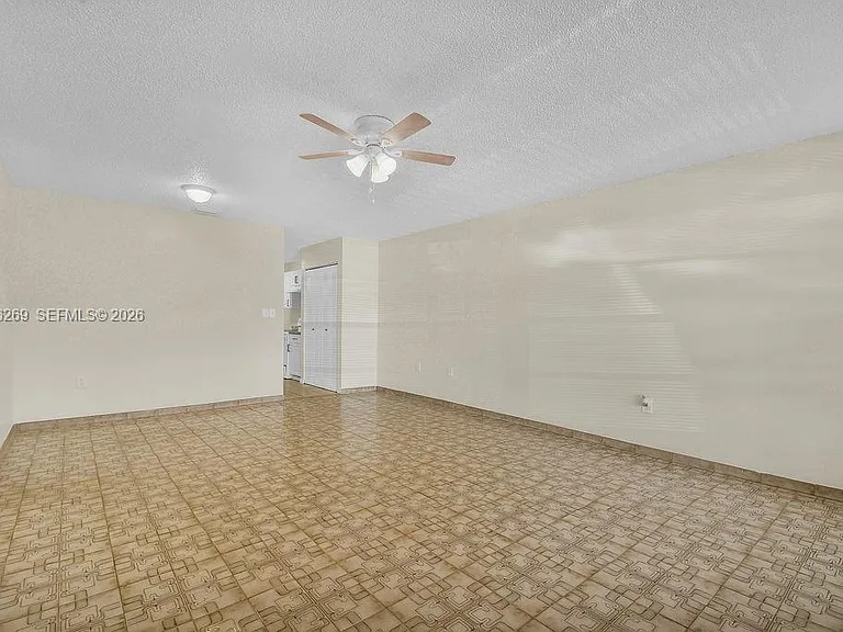 18947 NW 45th Ave #1 — Photo 7