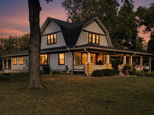 673 Walnut St, Marion, KS 66861