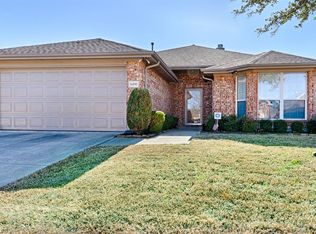 6210 Lakecrest Dr, Sachse, TX 75048