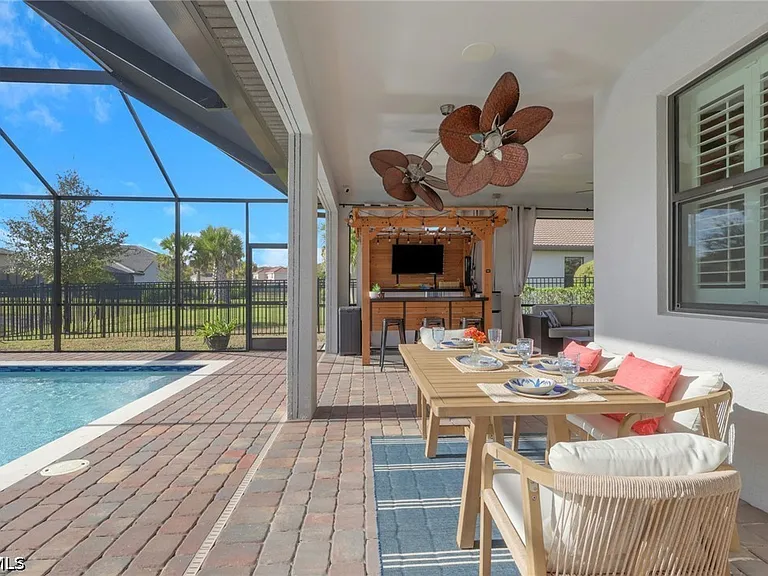 3425 Hampton Blvd — Photo 31
