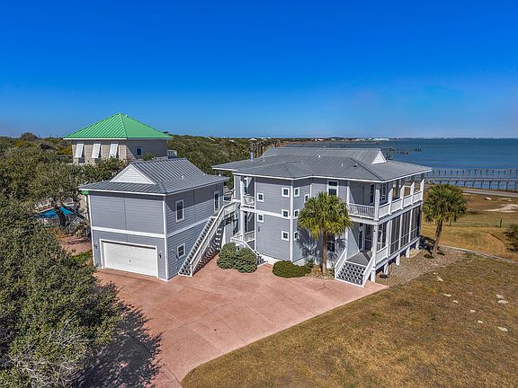 2nd image of 20 Old Cottage Beach Dr