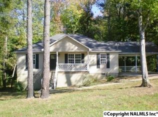 650 4th St NW, Arab, AL 35016