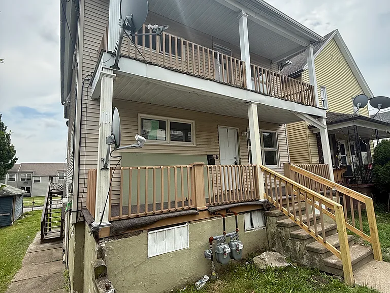 1008 Mount Vernon Ave #2 — Photo 1