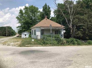 101 E Ebony St, Thayer, IL 62689