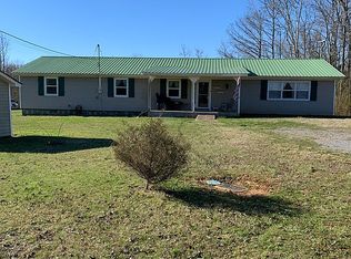 323 Loper Ln, Guntersville, AL 35976
