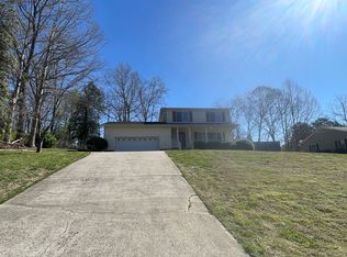 6160 Timberlane Ter, Hickory, NC 28601