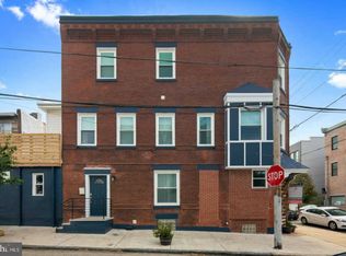 1221 N 30th St, Philadelphia, PA 19121