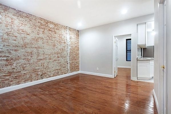 1st image of 284 Lenox Ave APT 2