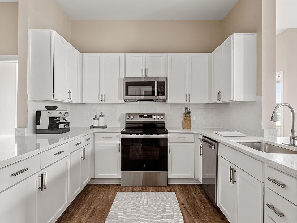 Premium Upgrade Home - Kitchen