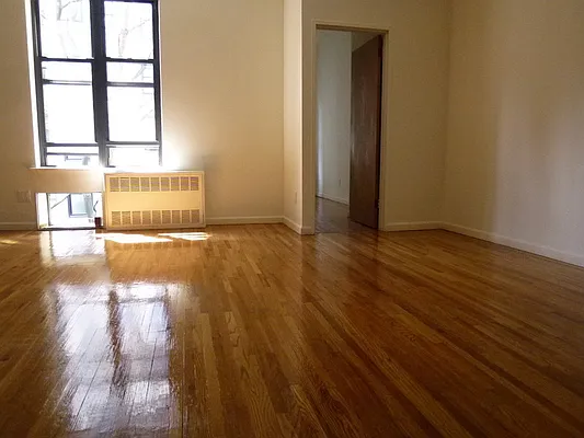 Rented by Smart City Real Estate LLC | media 13