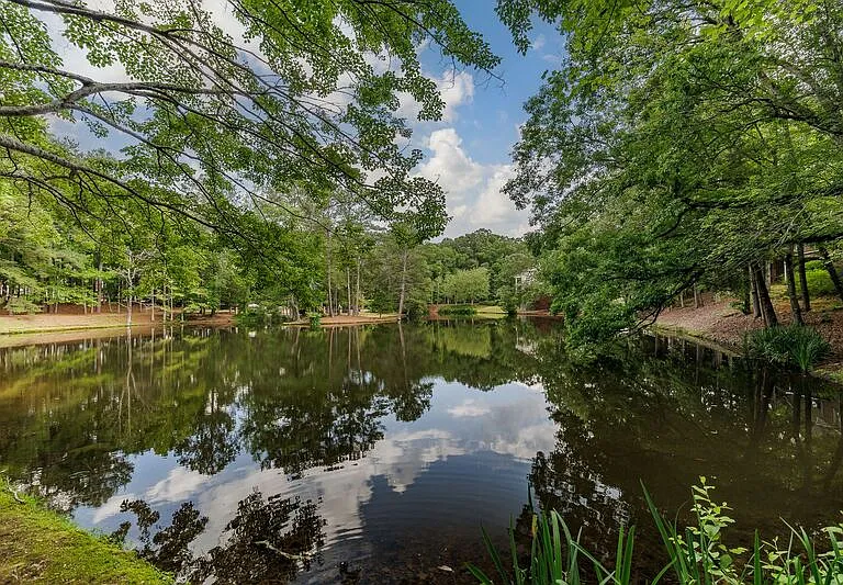 350 Wood Lake Dr #24 — Photo 28