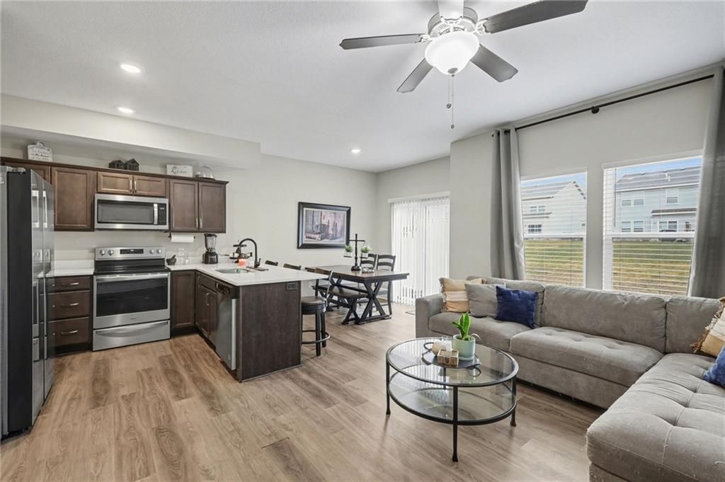 316 N 5th Ter, Louisburg, KS - More