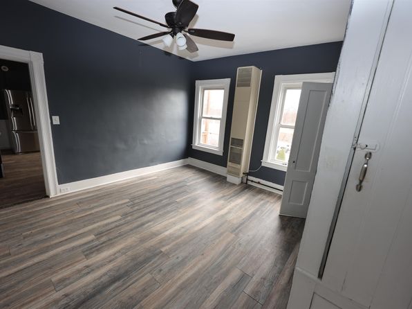 manchester-new-hampshire-74288034 picture