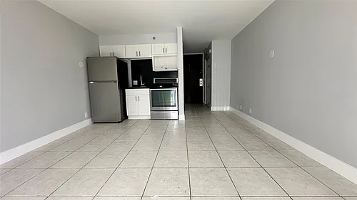 16450 NW 2nd Ave Photo 1