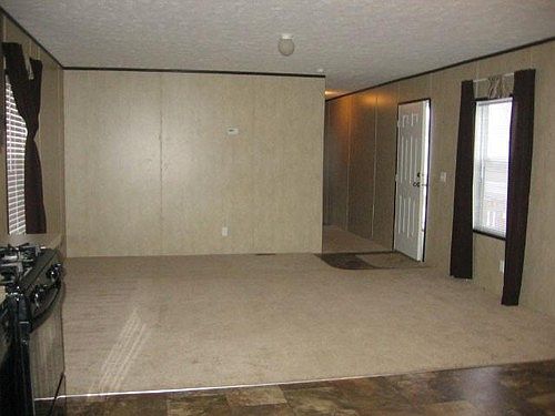 2nd image of 241 Pin Oak Dr