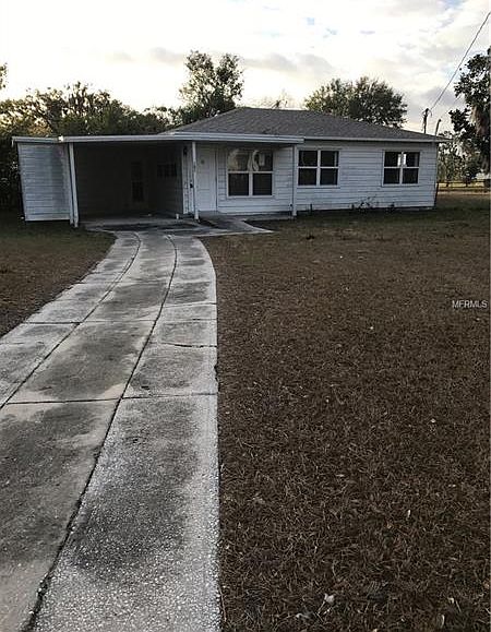 1st image of 105 Valencia Ct E