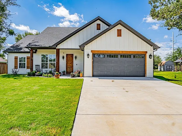 4908 Moss Rock Trl, Granbury, TX 76048