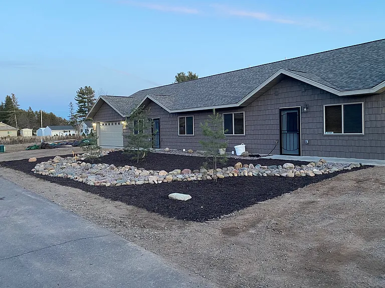 Logan Ln — Photo 1