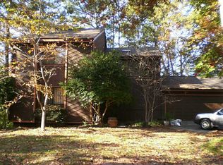 4325 Cove Island Dr NE, Marietta, GA 30067