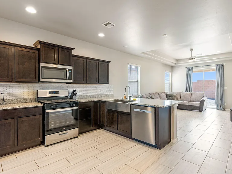 2313 Melon Ridge Loop NE — Photo 11