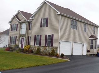 162 Country Field Dr, Camden Wyoming, DE 19934