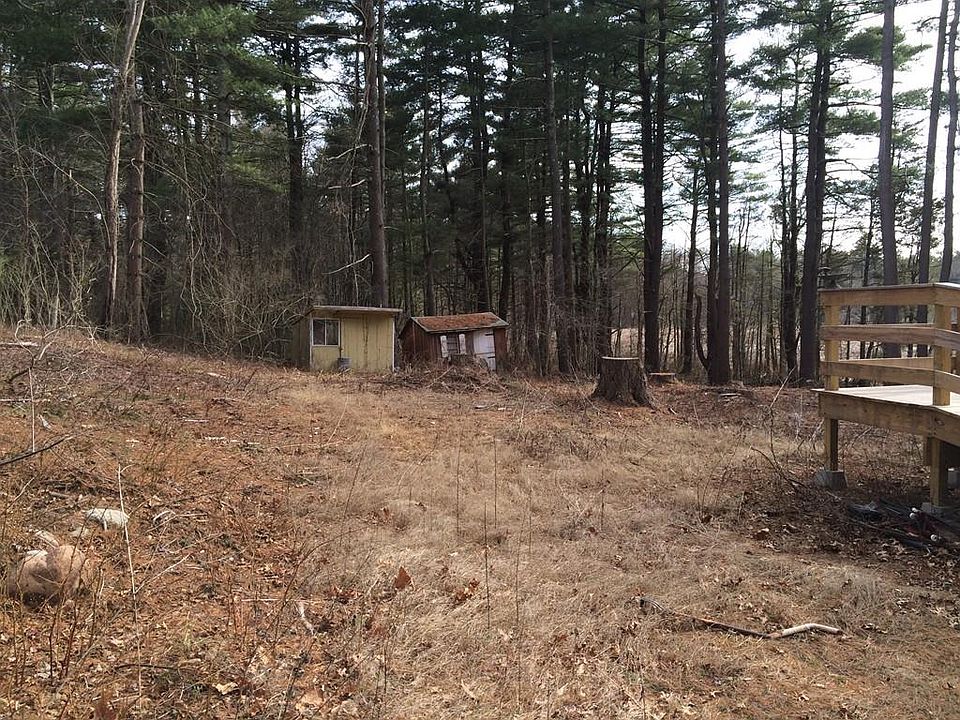 2nd image of 12 Sabrina Ln