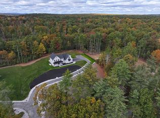 15 Maple Ave, Groton, MA 01450