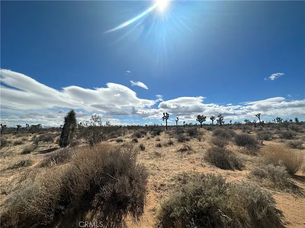 77777 Sunny Sands Dr, Yucca Valley, CA 92284