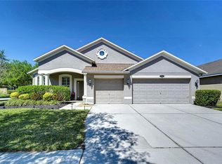 10868 Breaking Rocks Dr, Tampa, FL 33647