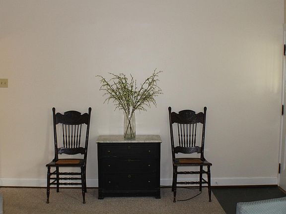 3rd image of 7361 Forest Ave