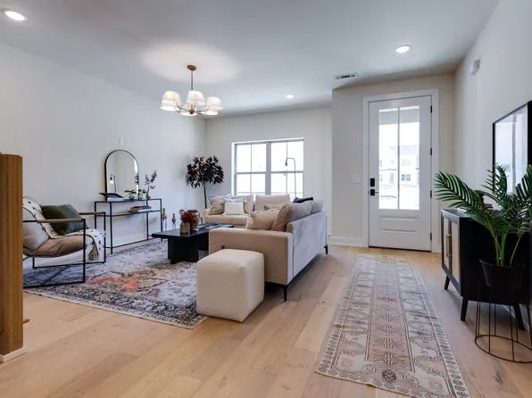 145 Whitsett Rd #3, Nashville, TN 37210