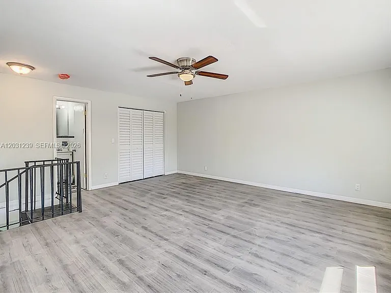 3921 SW 31st Dr — Photo 17