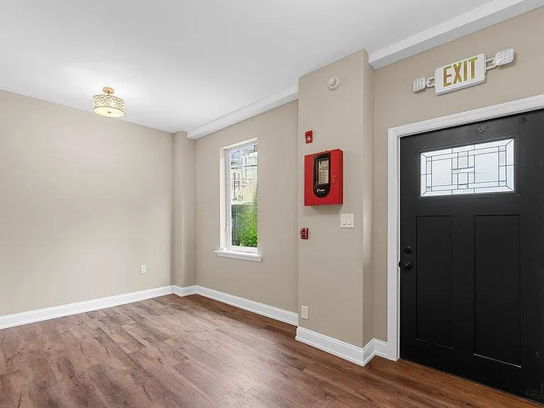 1828 W Venango St #1 — Photo 3