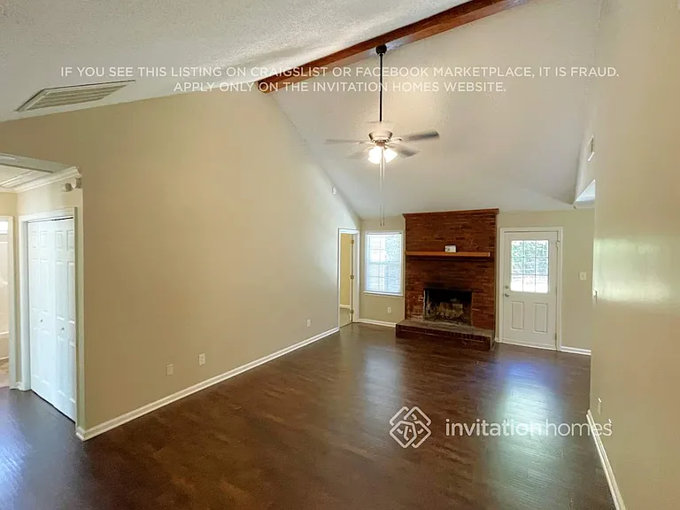 4171 Whitney Pl NW — Photo 3
