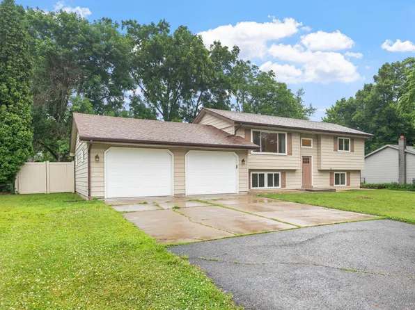 11202 97th Pl N, Maple Grove, MN 55369