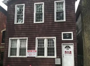 908 S Carpenter St APT 2F, Chicago, IL 60607