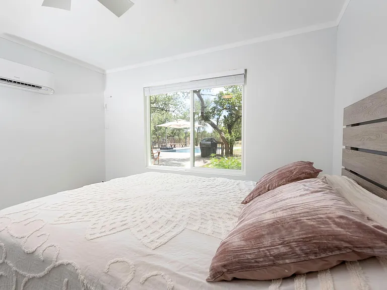 124 S Rainbow Ranch Rd — Photo 21